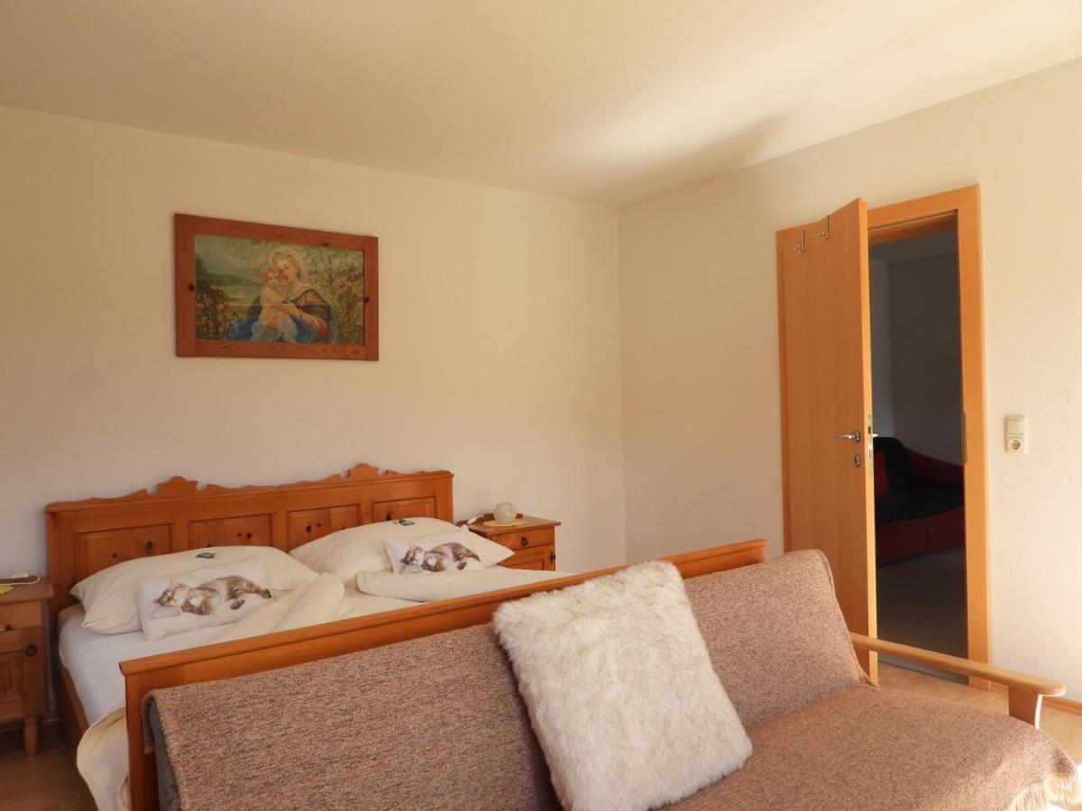 Bio-Bauernhof Einberghof Apartment Pfarrwerfen Exterior photo