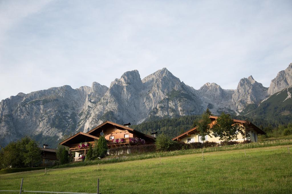 Bio-Bauernhof Einberghof Apartment Pfarrwerfen Exterior photo